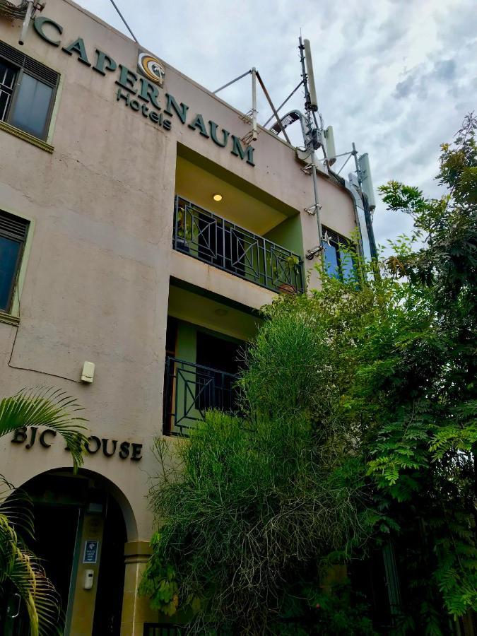Capernaum Hotels Kyambogo  Eksteriør billede