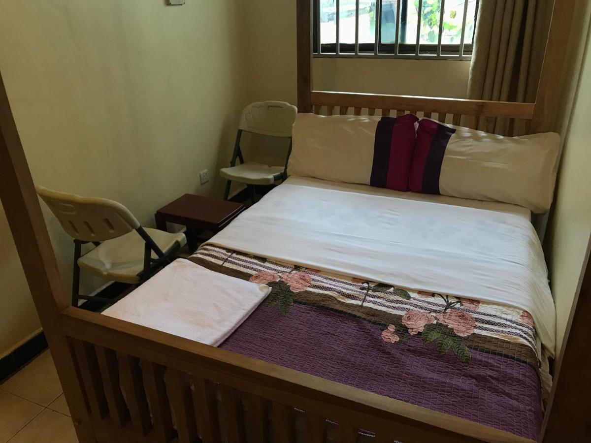 Capernaum Hotels Kyambogo  Eksteriør billede